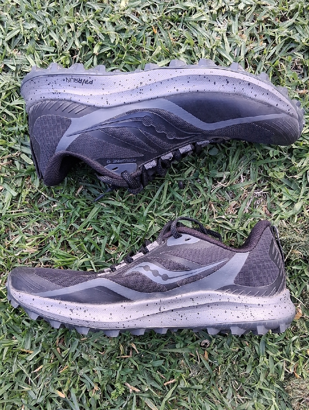 Men's Black Running Shoes - Picture 2 of 14